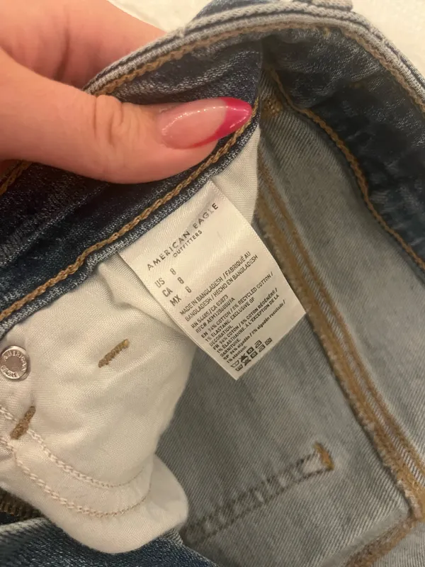 American Eagle Shorts Outfitters - Image 2