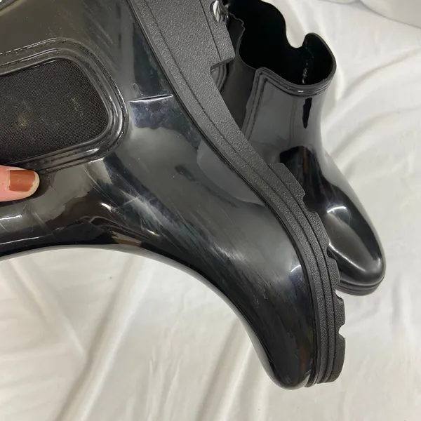 Capelli New York women's black glossy rubber ankle rain boots stretch slip on 11 - Image 8