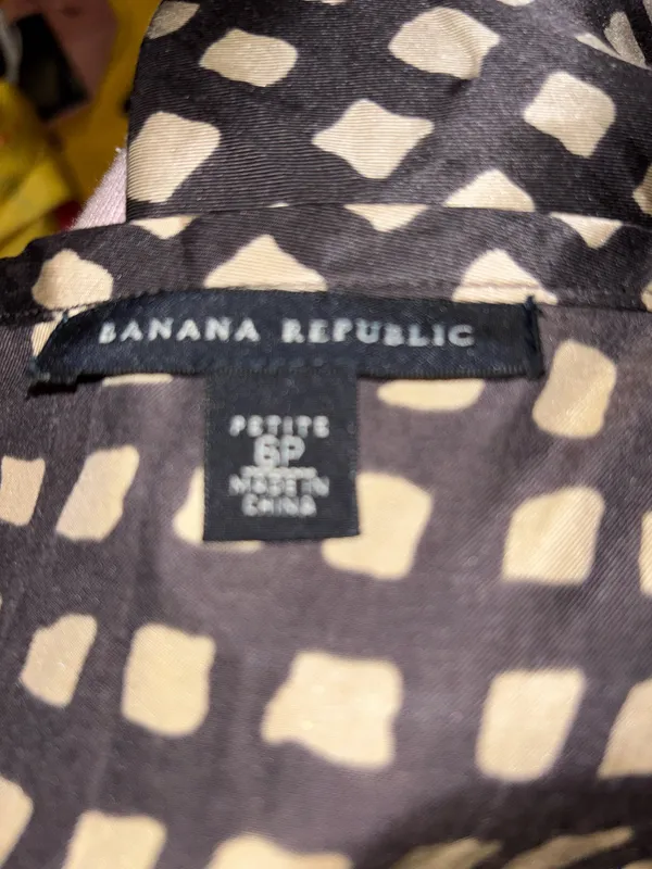 Banana Republic Sleeveless Pleated Fit and Flare Dress - Image 4