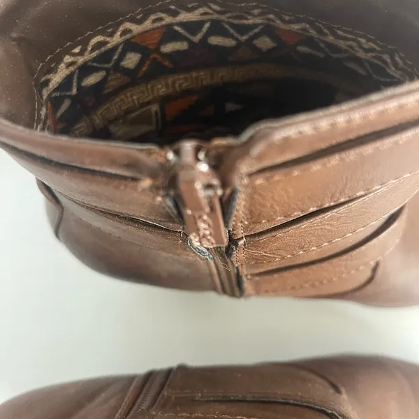 DkDk Brown Ankle Boots. Size 8 - Image 7