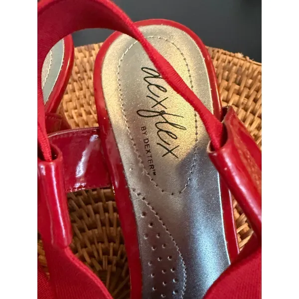 Dexflex by Dexter‎ Women Red Patent Wedge Sandals Elastic Cross Strap Slingback - Image 5