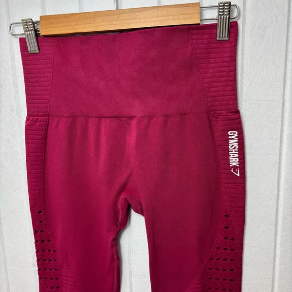 Gymshark Burgundy Performance‎ Leggings Size M - Image 2