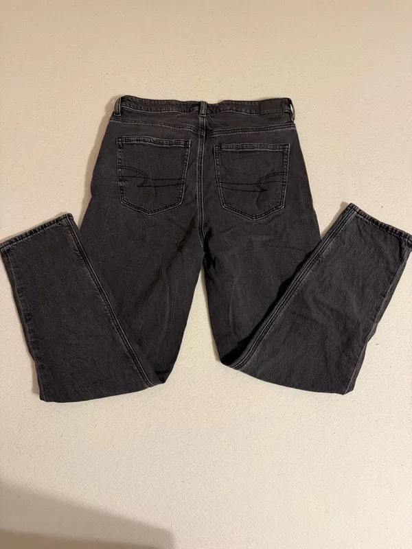 American Eagle Jeans Mom - Image 2