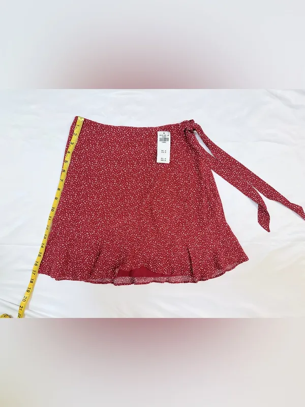 NWT Abercrombie & Fitch Ruffle Wrap Mini Skirt – Red Floral – XS - Image 12