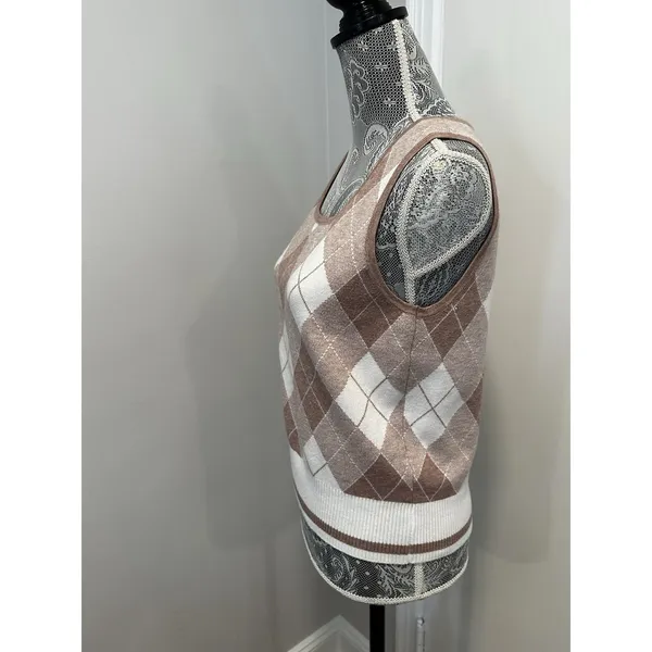 NWOT Sioni Women's M Dusty Pink Argyle Sleeveless Pullover Square Neck Sweater - Image 9
