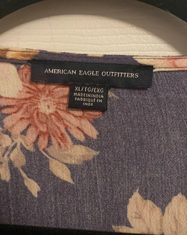 American Eagle Outfitters Blouse - Image 3