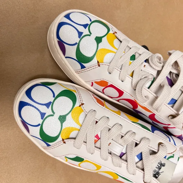 coach Clip Low Top Sneaker In Rainbow Signature Canvas CI898 FOR MEN - Image 6