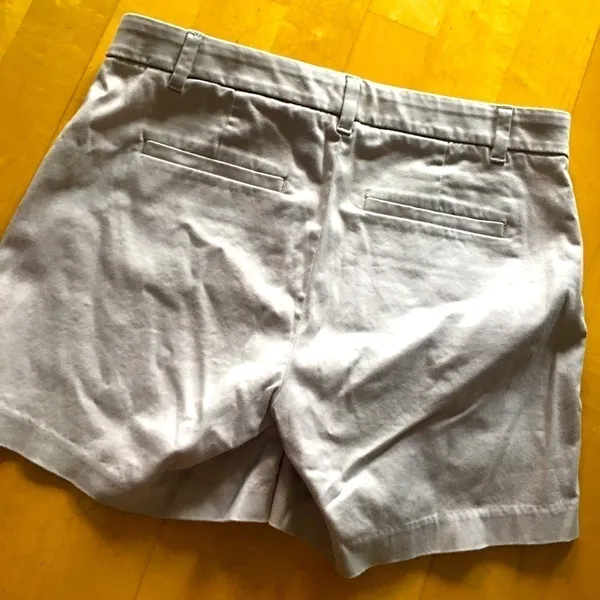 Banana Republic Khaki Tan Mid Rise Shorts Size 0 4 Inch Inseam - Image 2