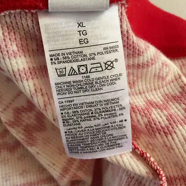 Old Navy Red Fair Isle Reindeer Snowflake Print Christmas Pajama Pants XL - Image 5