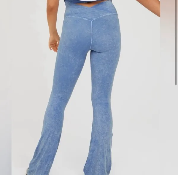 Aerie Flare Leggings - Image 2
