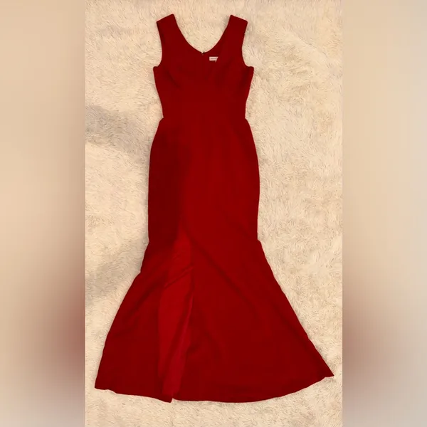 NWOT Dress the population Sandra Plunge Crepe Trumpet Gown Red garnet Sz M - Image 3