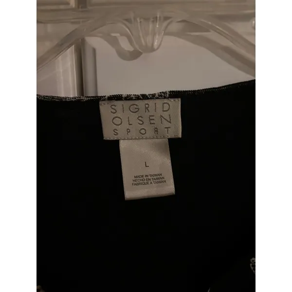 Sigrid Olsen Sport Womens Large Black White Floral Mesh V-Neck Lettuce Edge Top - Image 3