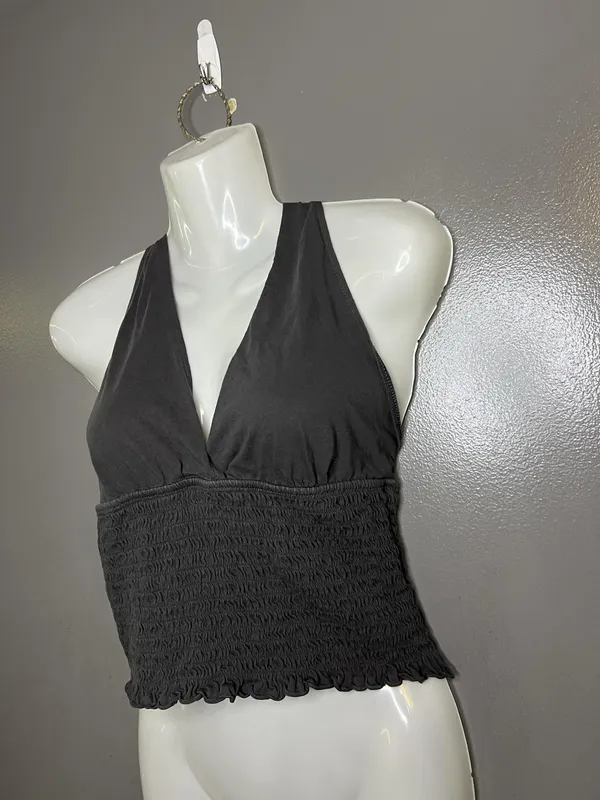 American Eagle Outfitters Tank Top Womens Medium Black Halter Smocked Cropped - Image 3