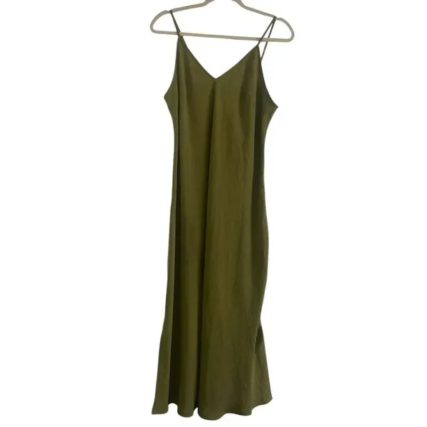 ✨A New Day Olive Green Cami Slip Sz Medium Dress✨ - Image 4
