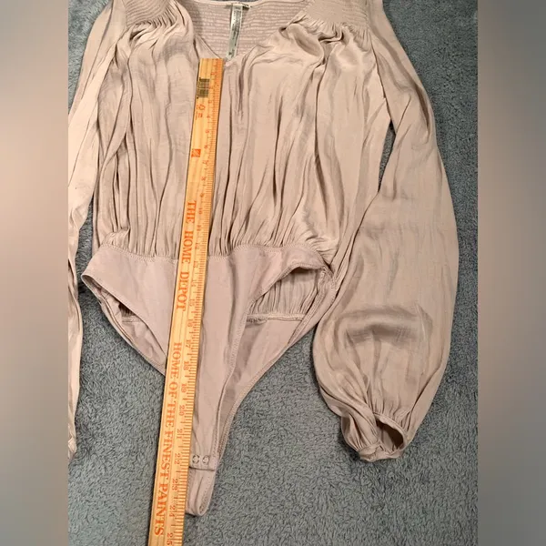 Free people intimately Long Sleeve blouse Bodysuit tan small - Image 5
