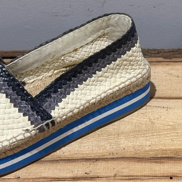 Prada espadrille sz 38.5 Platform flat  ~ LEFT SHOE‎ ONLY - Image 3