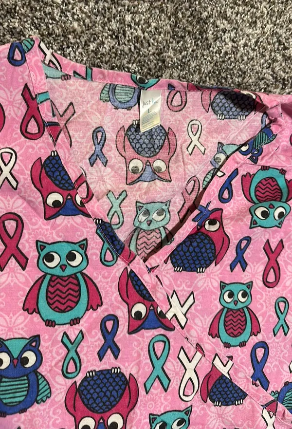 Scrub top Size L - Image 2