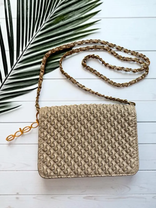 Bebe Woven Clutch Purse Chain Strap Beige Gold Tone Logo Bag - Image 2