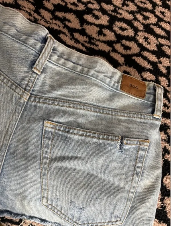 BDG Mid-Rise Breezy Shorts - Image 8