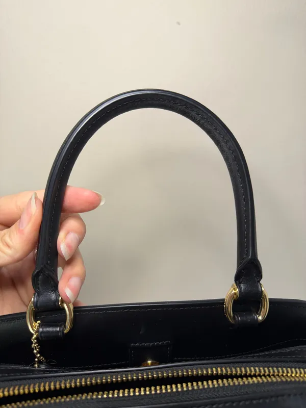 Coach - Image 12