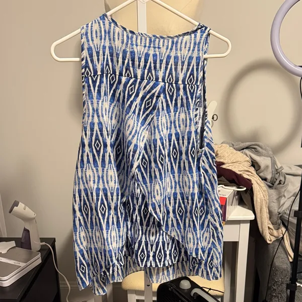 Meadow Rue Indigo and Ivory Patterned Blouse Blue Size L - Image 3