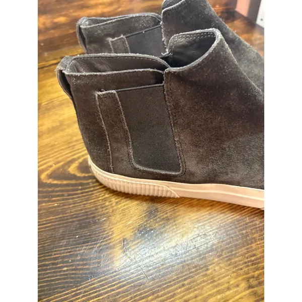 Vince Kelowna Chelsea Boot Pull On Sneaker Gray Suede Shoe 7 - Image 4