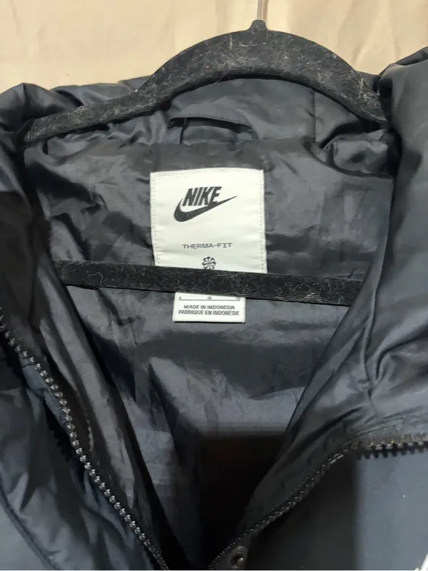 Nike Puffer Parka Jacket Women’s SZ L Black Therma-FIT Loose Hooded FD8272-010 - Image 2