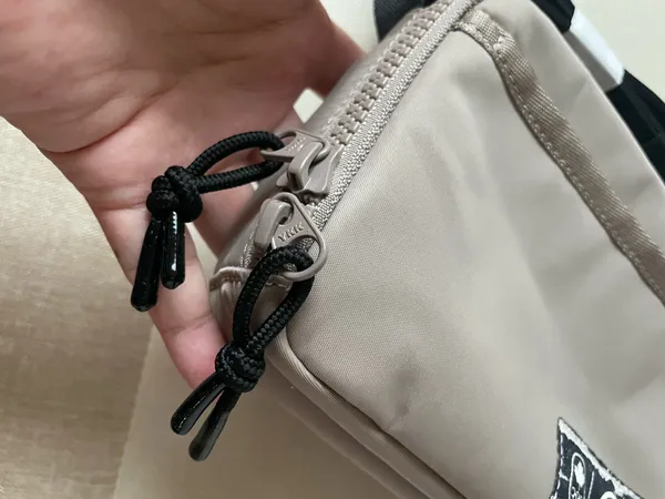 Lululemon Team Canada Future Legacy Easy Access Bag 1.5L COC CPC Logo - Image 10
