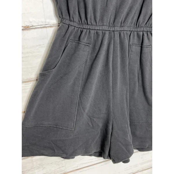 Zenana Gray Cotton V Neck Romper Size Small Short Sleeve Utility Pocket - Image 11