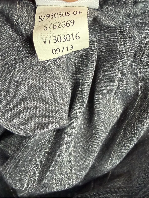 Athleta Womens XXS Gray Metallic Lurex Stripe 3/4 Sleeve Stretch Top 930305 - Image 7