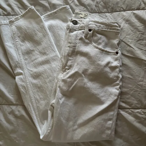 Abercrombie the ankle straight ultra high rise white denim jeans curve love - Image 5