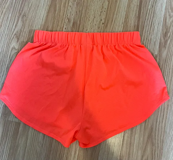 Gymshark Mesh Training Shorts - Image 2