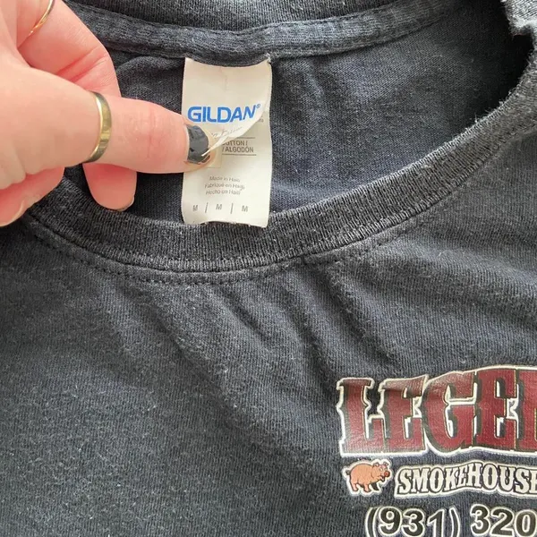 Vintage y2k Funny / Ironic Pig ‘I’d Smoke That.’ Legends Smokehouse T Shirt 🔥 - Image 3