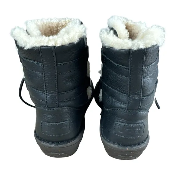UGG Caspia Black Leather Shearling Lined Lace Up Ankle Boots 1932 Womens Size 7 - Image 8