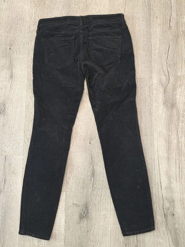 Old Navy Womens Black Corduroy Skinny Pants Size 8 Regular fuzzy soft - Image 2