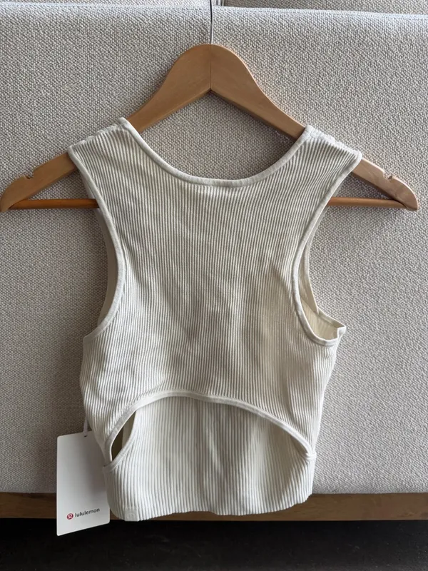 Lululemon Ribbed Tank - Image 3