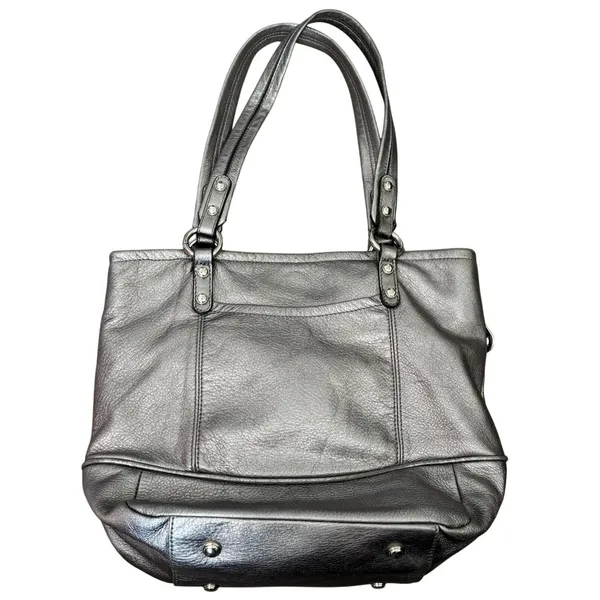 B. Makowsky Metallic Silver Leather Tote‎ Handbag Cheetah Print Lining - Image 3