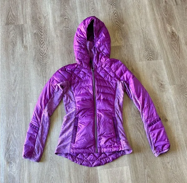 Lululemon Down For a Run Jacket in Tender Violet color size 4 - Image 3