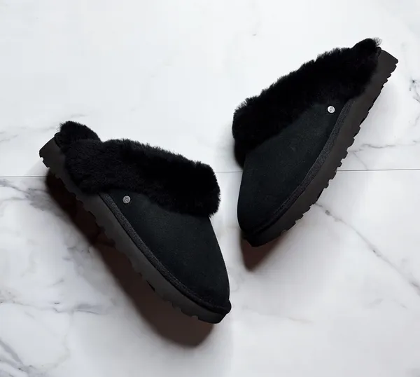 Ugg Classic Slipper II - Image 2
