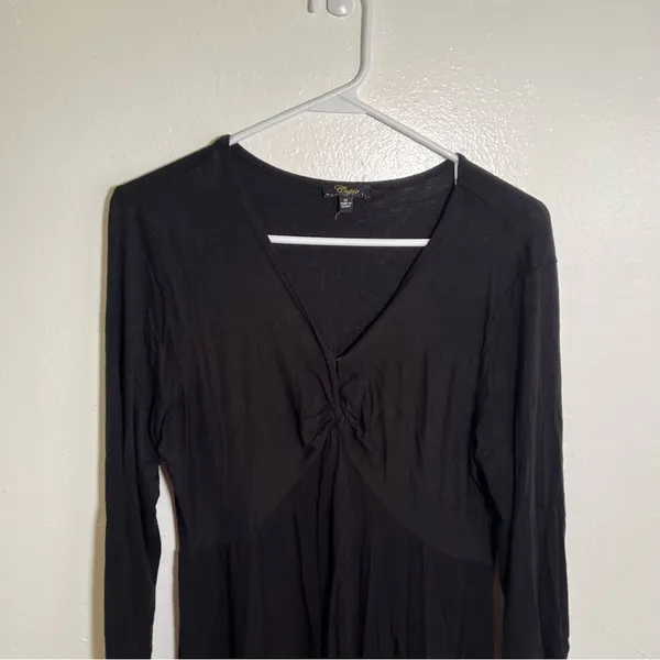 Cupio Women's Size Medium Babydoll Tunic‎ Top Black V-Neck Handkerchief Hem Long - Image 2