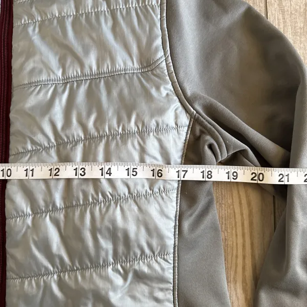 Oakley Women's Gray/Maroon Quilted Full Zip Insulated Jacket Logo Size-L - Image 5