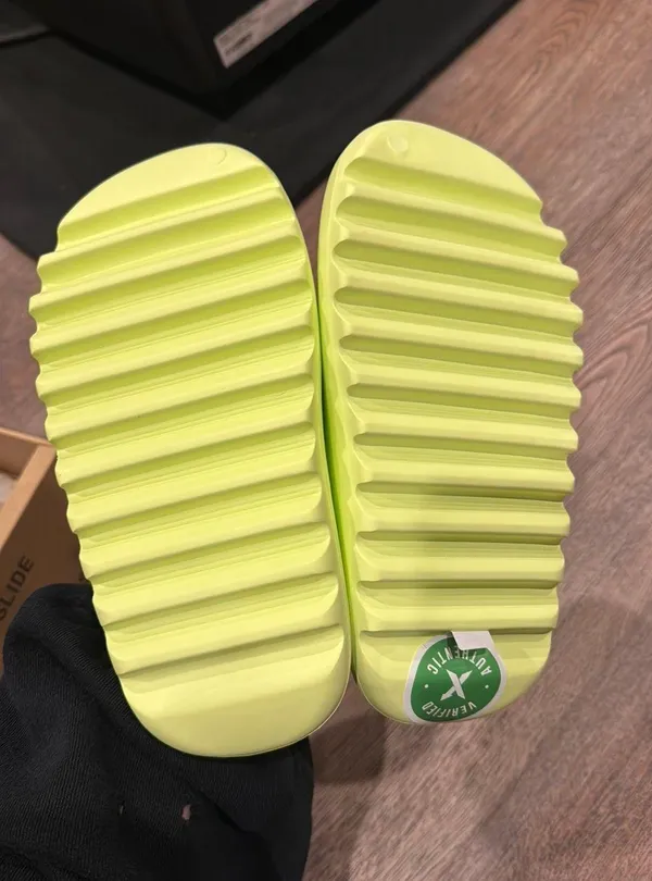slide glow green (first release) - Image 4