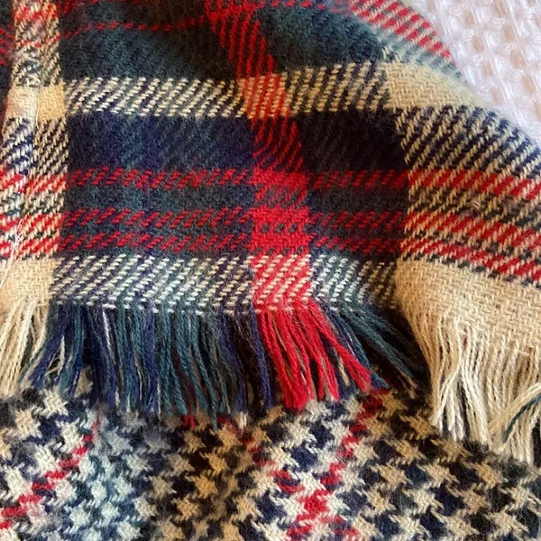 Fleece Sweater Blanket Poncho Tartan Plaid One Size Red Navy Tan Hunter Green - Image 4