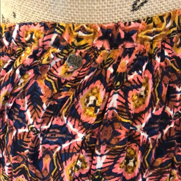 Billabong maxi skirt abstract printed browns, blue, pink & white size M NWT - Image 6