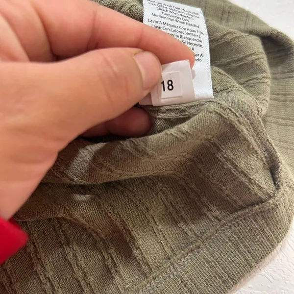 Free Assembly Olive Green Ribbed Button Front Tank Top Size Medium | Peplum Draw - Image 8