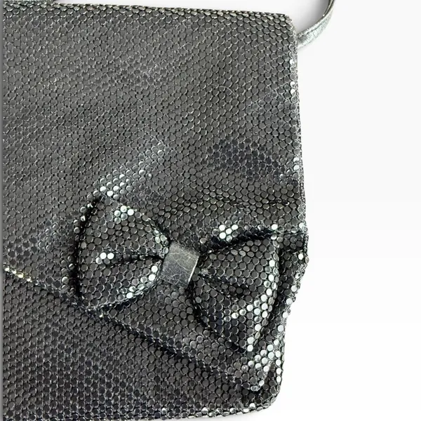 Vintage 80s 90s Black Metal Mesh Bow Evening Bag Shoulder Purse - Image 3