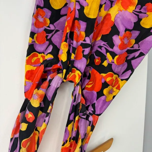 Y2K Abstract Floral Halter Top Sz Medium 100% Silk - Image 3
