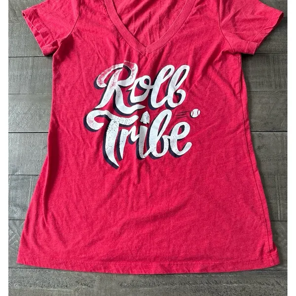 "Roll Tribe"‎ Women's Red Short Sleeve Tee Size Large - Image 6