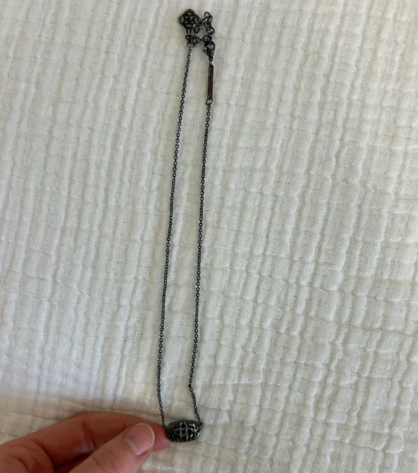 Kendra Scott Necklace   - Image 4