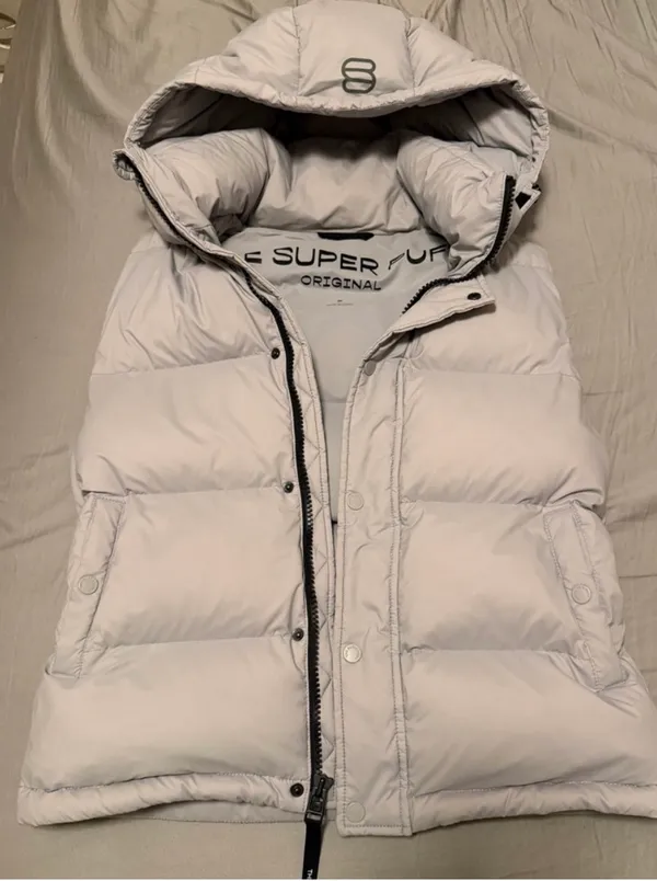 Aritzia Super Puff Vest - Image 3